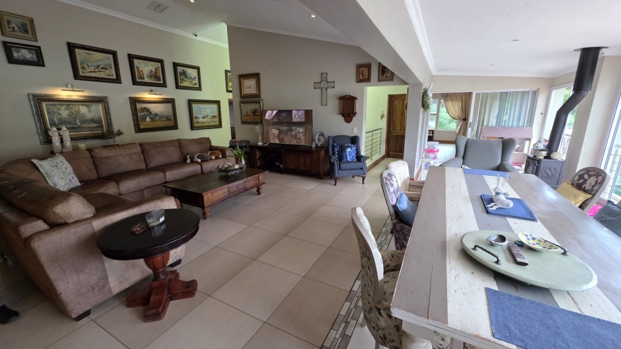 3 Bedroom Property for Sale in Caribbean Beach Club North West